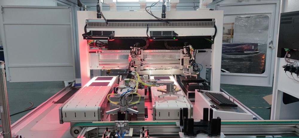  Cutting Machine for Solar Cell